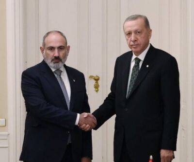 Лидеры Турции и Армении впервые за 13 лет провели переговоры