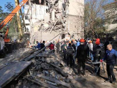 Жертв ракетного удара оккупантов по Запорожью уже 14 – городские власти