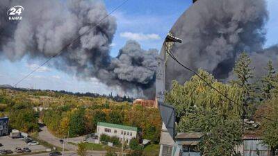 В оккупированный Донецк также пришел "хлопок": в небе большое облако черного дыма
