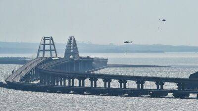 По Крымскому мосту запустили движение автомобилей после ЧП