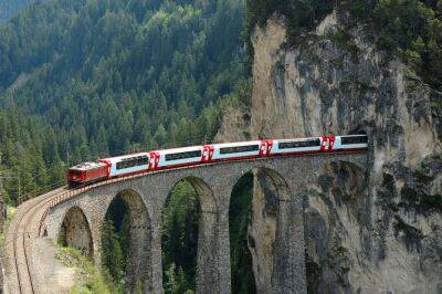 У Швейцарії запустили найдовший пасажирський поїзд у світі - lenta.ua - Украина - Швейцарія
