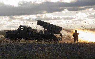 Наступ ЗСУ на південному напрямку та важкі бої на Донбасі: карти боїв
