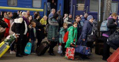 Переселенцам уже выплатили 42 млрд гривен: остались ли еще средства для выплат