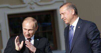 Греция обвинила Турцию в том, что она наживается на страдании других стран под санкциями