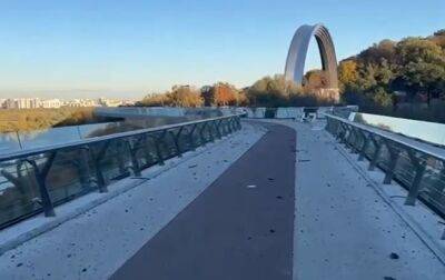 Кличко анонсировал завершение ремонта "Стеклянного моста" в Киеве