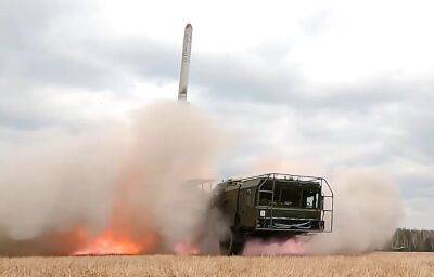 Сильнейший ракетный залп по Украине: украинцев предупредили о массовых обстрелах рф