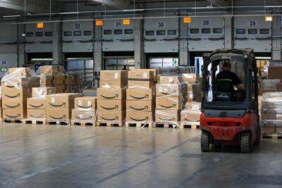 Джефф Безоса - Amazon стала первой компанией в истории, потерявшей $1 триллион - minfin.com.ua - Украина