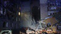 Росіяни обстріляли ракетами житлову п&#8217;ятиповерхівку у Миколаєві: є загиблі та поранені