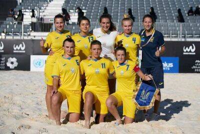 Женская сборная Украины по пляжному футболу заняла третье место на турнире в Саудовской Аравии