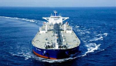 Танкери з російською нафтою можуть застрягнути у морі через обмеження цін, – Reuters