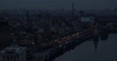 Украину ждет сложная зима: в Киеве свет будут отключать по 12 часов в сутки, — СМИ