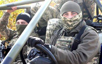 ЗСУ в Херсоні, перебої зі світлом та нова зброя для України: головне за тиждень