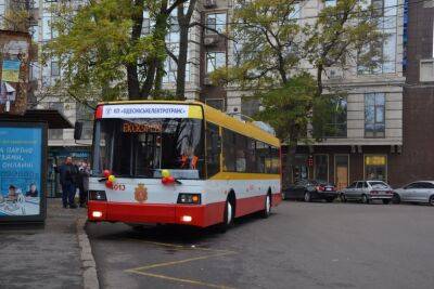 Одесскому троллейбусу – 77 лет: в музее электротранспорта провели экскурсию | Новости Одессы