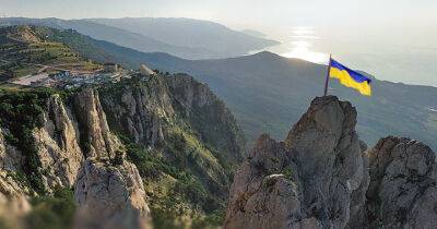 В Крыму так же будут встречать ВСУ с украинскими флагами, — президент