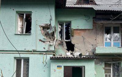 Росіяни вдарили ракетою по житловому будинку у Кураховому