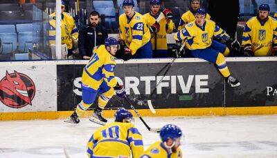Сборная Украины по хоккею заняла третье место на турнире имени Тамаша Шаркози