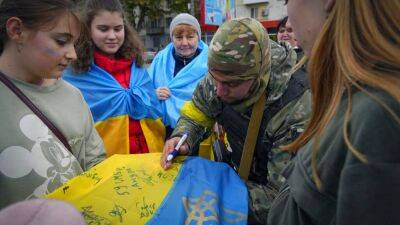Власти Украины призывают уезжать из Херсона