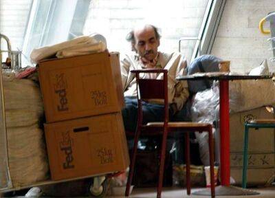 В аеропорту помер іранський біженець, який надихнув Спілберга на «Термінал»