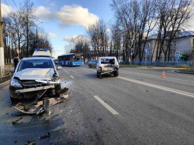 Один человек пострадал в ДТП на Петербургском шоссе в Твери