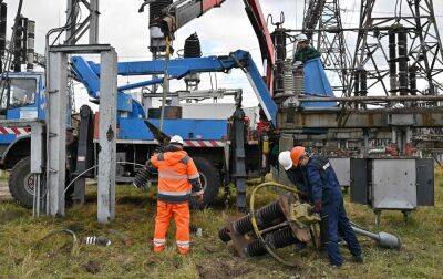 Енергетики обстежили вже майже 100 км зруйнованих електромереж на у Херсонській області, - ДТЕК