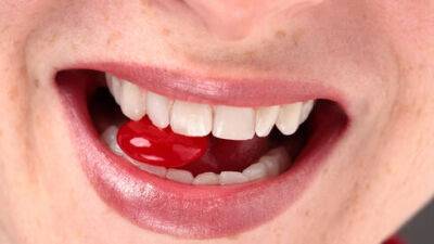 Как диабет влияет на состояние зубов, а проблемы с зубами - на течение диабета