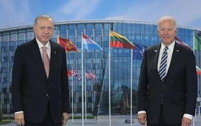 Байден и Эрдоган обсудили экспорт украинского зерна и теракт в Стамбуле