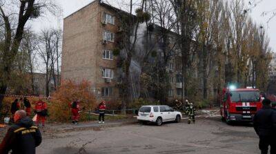 Ракетный удар по Киеву: в одном из домов на Печерске обнаружили погибшего
