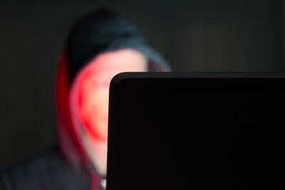 Житель Холона подозревается в секспреступлениях в соцсетях