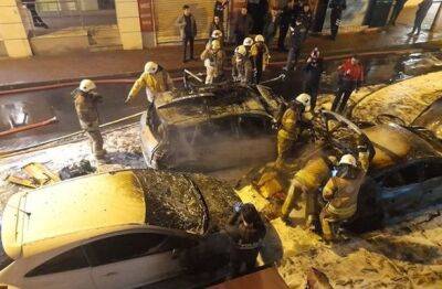 Новый теракт в Стамбуле: посреди улицы взорвался заминированный автомобиль