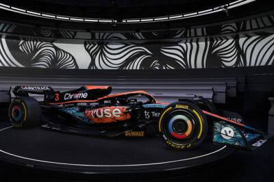 Машины McLaren получат специальную раскраску в Абу-Даби