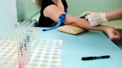 В России возник дефицит самого популярного препарата для терапии ВИЧ