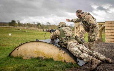 В Британии завершилось обучение первой группы украинских военных