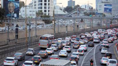 В Израиле участились оскорбления и драки на дорогах. Причина: пробки