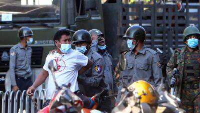 Аун Сан Су Чжи - Военные в Мьянме амнистировали шесть тысяч человек в честь праздника - svoboda.org - США - Англия - Австралия - Япония - Бирма
