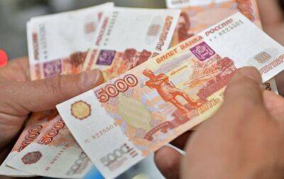Росія обклала податками окуповані території і хоче ввести рубльову зону