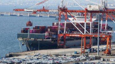 Япония увеличила дефицит торгового баланса, а импорт бьет рекорды