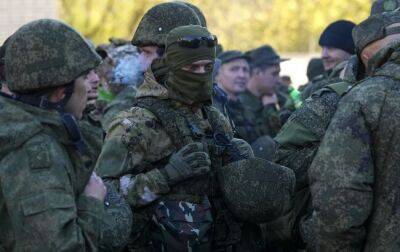 Россияне эвакуируют украинцев из Херсонской области, а ВСУ уничтожили пять складов – Генштаб