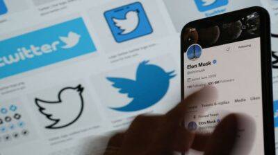 Из Twitter увольняются сотни сотрудников - СМИ