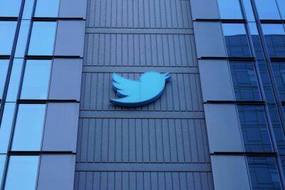 Сотрудники Twitter массово бегут от Илона Маска