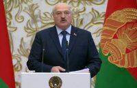 У нас що, булочку навпіл не можуть розрізати: Лукашенко подякував Господу за вихід McDonald&#8217;s