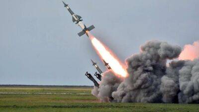 Рф накапливала микросхемы для высокоточных ракет еще до вторжения в Украину – СМИ