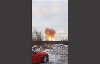 Мощный взрыв произошел на газозаправочной станции под Петербургом