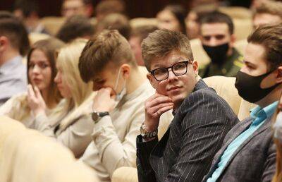 Андрей Иванец - Министр образования дал совет, как найти будущую профессию - ont.by - Белоруссия