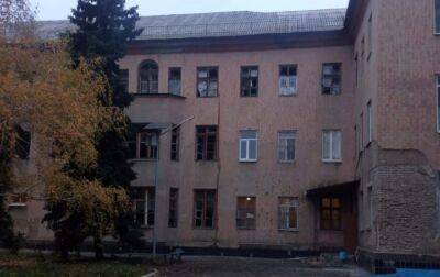 Вночі окупанти масово обстріляли Донецьку область: пошкоджено лікарню та будинки (фото)