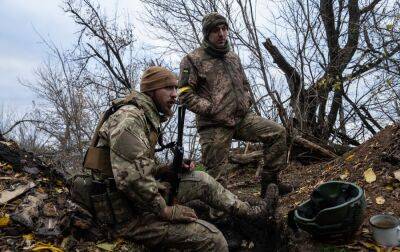 Українські десантники знищили військову техніку окупантів (відео)