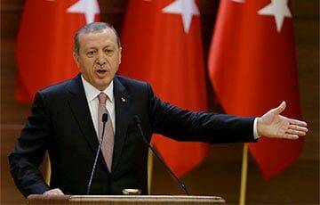 СМИ: Эрдоган призвал Путина вывести войска из Украины и сесть за стол переговоров