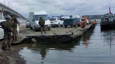 Окупанти Херсонщини завершили "евакуацію" цивільних з правого берега та заборонили перетинати Дніпро