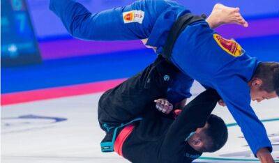 Таджикские спортсмены завоевали 6 медалей на чемпионате мира по джиу-джитсу