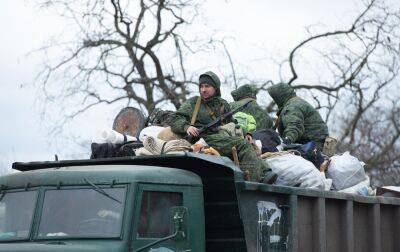 Росіяни обурені, що їх перекинули з-під Херсона в Луганську область, - ОВА