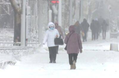 Украину накрыла непогода: что происходит в самых заснеженных городах – эпические кадры